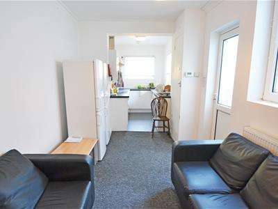 A Good House Share in Brighton Room 5 - Photo 1