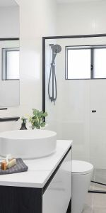 TOWNHOUSE STYLE LIVING - Photo 3