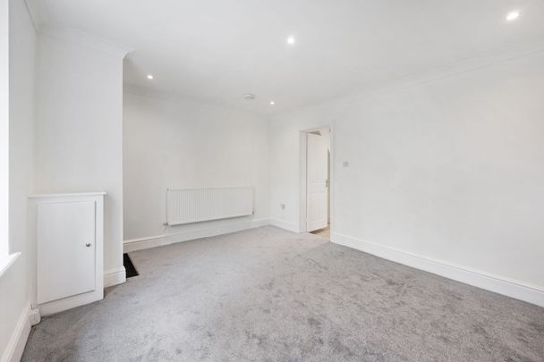 2 bed end of terrace house to rent in Mary Street, Bury, BL0 - Photo 1
