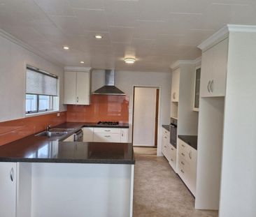 31 Truby King Street, Merrilands, New Plymouth - Photo 4