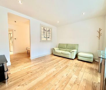 Studio to rent - Photo 2