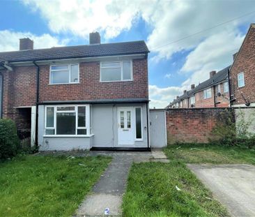 3 bedroom end of terrace house to rent - Photo 4