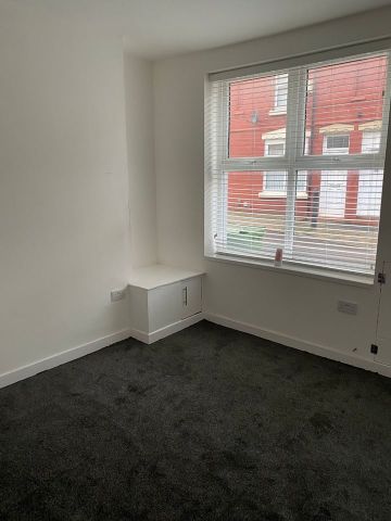 2 Bed Terraced House, Dundonald Street, CH41 - Photo 2