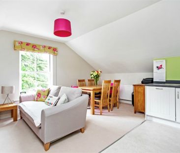 2 Bedroom Flat / Apartment - Winton Close, Winchester - Photo 4