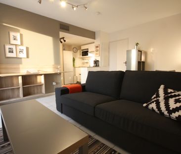 Location Appartement 2 pièces 40m² AIX EN PROVENCE 90ème - Photo 2