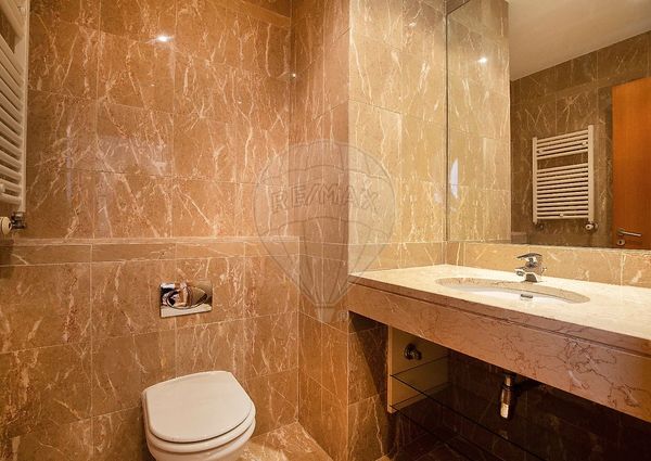 Apartamento T4 em Lisboa