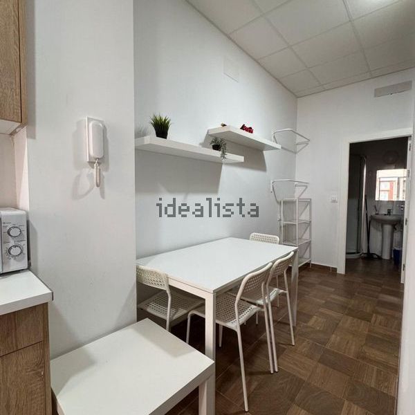 Alquiler de piso en Casco Antiguo - Photo 1