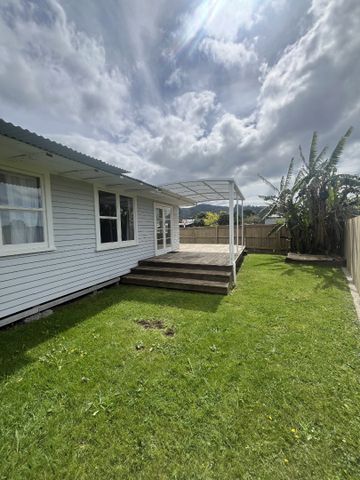 Renovated Home Near Whitianga Sports Grounds - Photo 4