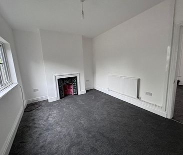 Brand new refurbished property 2 Bed Property in the heart Rotherham !!! - Photo 3