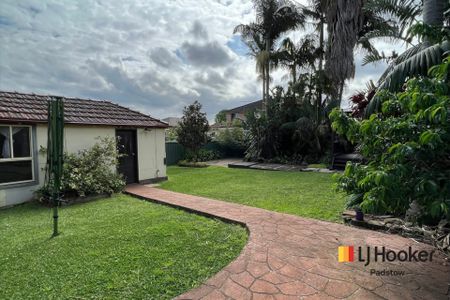 Two-Bedroom Home in an Convenient Padstow Location - Photo 2