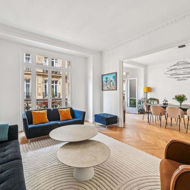 Location Appartement 5 pièces Meublé 129m² PARIS 16ème - Photo 1