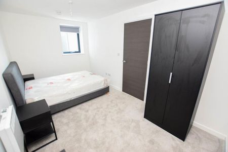 2 bedroom flat to rent - Photo 3