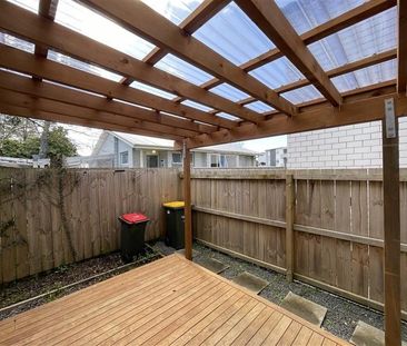 MANGERE EAST, 1 BEDROOM - Photo 1