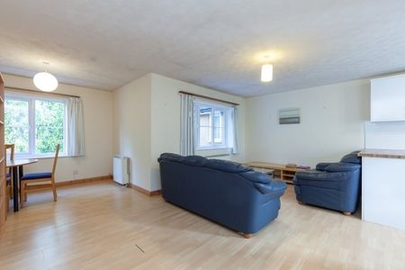 Bishops Court, Marston - Photo 3