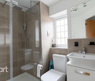 2 bedroom coach house to rent - Photo 6