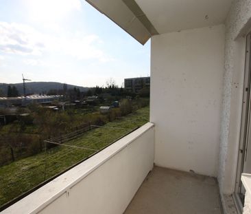Tolle 3-Raum-Wohnung mit Einbauküche - Foto 1
