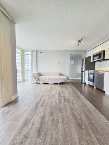 For Lease - 15 Fort York Boulevard Unit# 3906, Toronto, Ontario - Photo 2