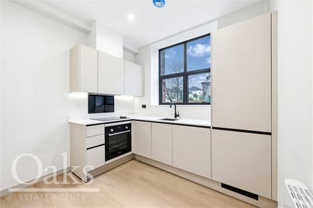 Dingwall Road, East Croydon, Surrey - Photo 4