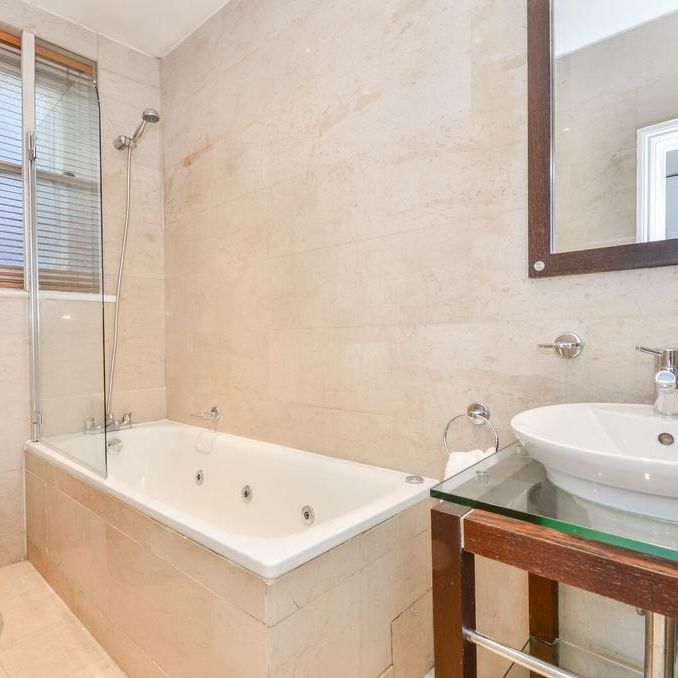 4 bedroom maisonette to rent - Photo 1
