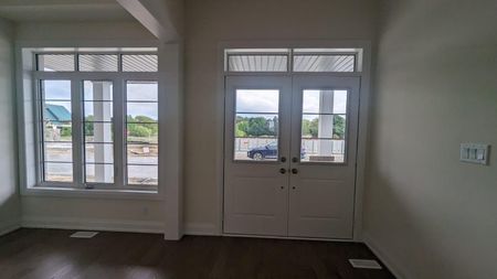 For Lease - 9 Sugar Pearl Road, Brampton, Ontario - Photo 5