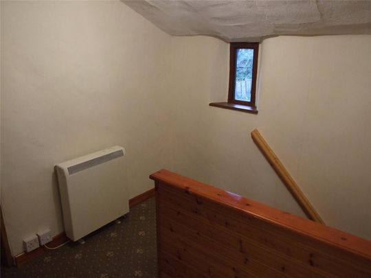 3 bedroom end of terrace house to rent - Photo 1
