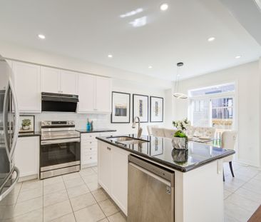 For Lease - 87 Mccague Avenue, Richmond Hill, Ontario - Photo 4