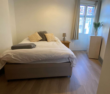 Star Hill Room 8 - Photo 1