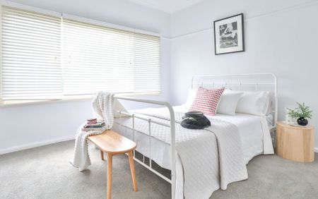 Three Bedroom House - Photo 5