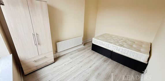 1 bedroom house to rent - Photo 2