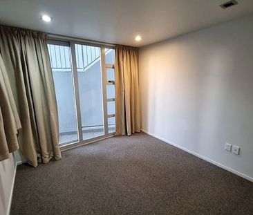 Great one bedroom apartment in the city - Photo 2
