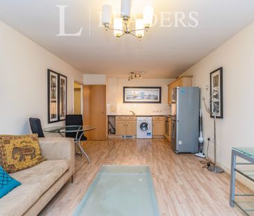 1 bedroom apartment to rent Hudson House, Station Approach, Epsom, ... - Photo 1