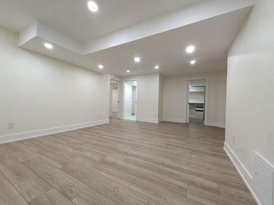 For Lease - 65 Villagewood Court, Vaughan, Ontario - Photo 1