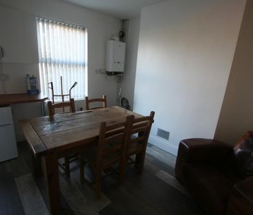 4 bedroom house share to rent - Photo 5