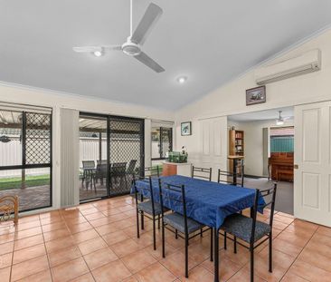 8 Battersea Close, Forest Lake QLD 4078 - House For Rent | Domain - Photo 5