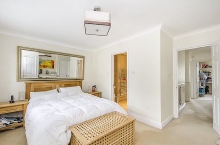 5 bedroom semi-detached house to rent - Photo 5