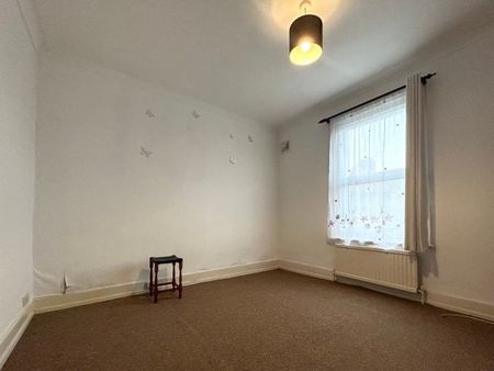 Northcourt Road, Worthing, BN14 1 bedroom flat to rent - Photo 3