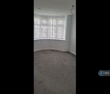 2 bedroom semi-detached house to rent - Photo 5