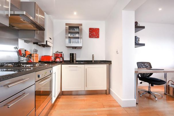 1 bedroom flat to rent - Photo 1