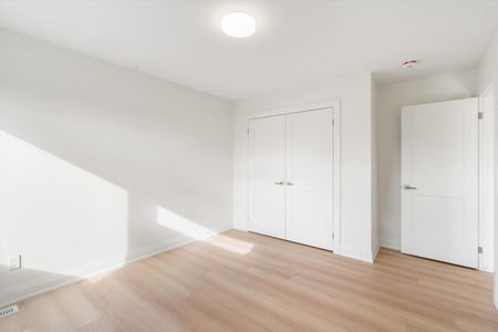 For Lease - 7619 Mulhern Road, Niagara Falls, Ontario - Photo 5