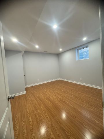 For Lease - 32 Whitlock Crescent, Ajax, Ontario - Photo 3