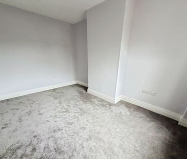2 bedroom House To Let - Photo 4