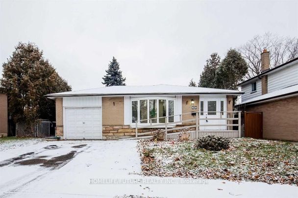 Detached Home For Lease | E8133688 - Photo 1