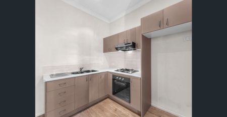 Studio Apartment Living at it's Finest! - Photo 4