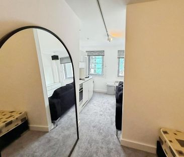 1 bedroom flat to rent - Photo 6