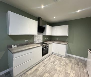 3 bedroom semi-detached house to rent - Photo 6