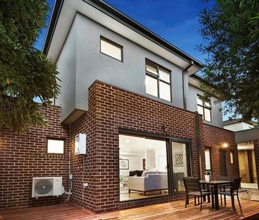 2/5 Bicton Street, Mount Waverley VIC 3149 - Townhouse For Rent | D... - Photo 6