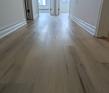 For Lease - 11 Pearen Lane, Barrie, Ontario - Photo 5