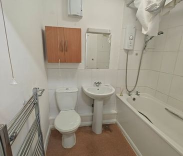 1 Bed Flat, Tyrell Court, SO18 - Photo 6