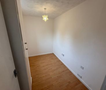 3 Bed Terraced House, Rossefield Terrace, LS13 - Photo 6
