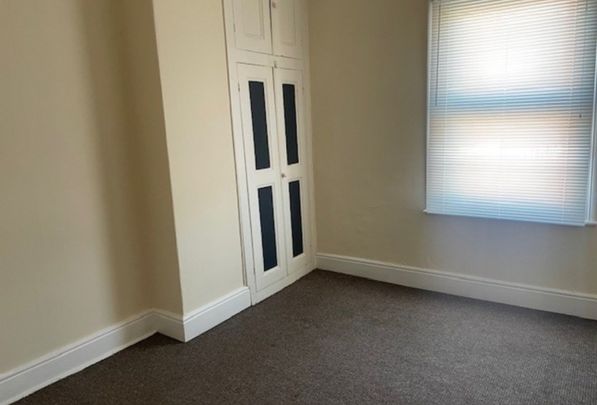 Top Floor Flat, 95a Dixon Street, Lincoln, LN5 8AQ - Photo 1